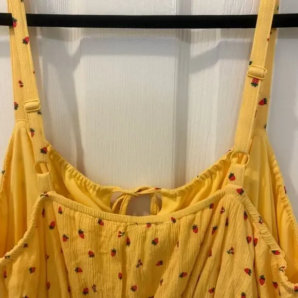 Torrid‎ Yellow Strawberry Print Sundress - Size 1 (1X / 14–16) - Picture 7 of 10